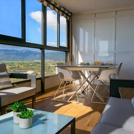 アパート Espacio クリェラ